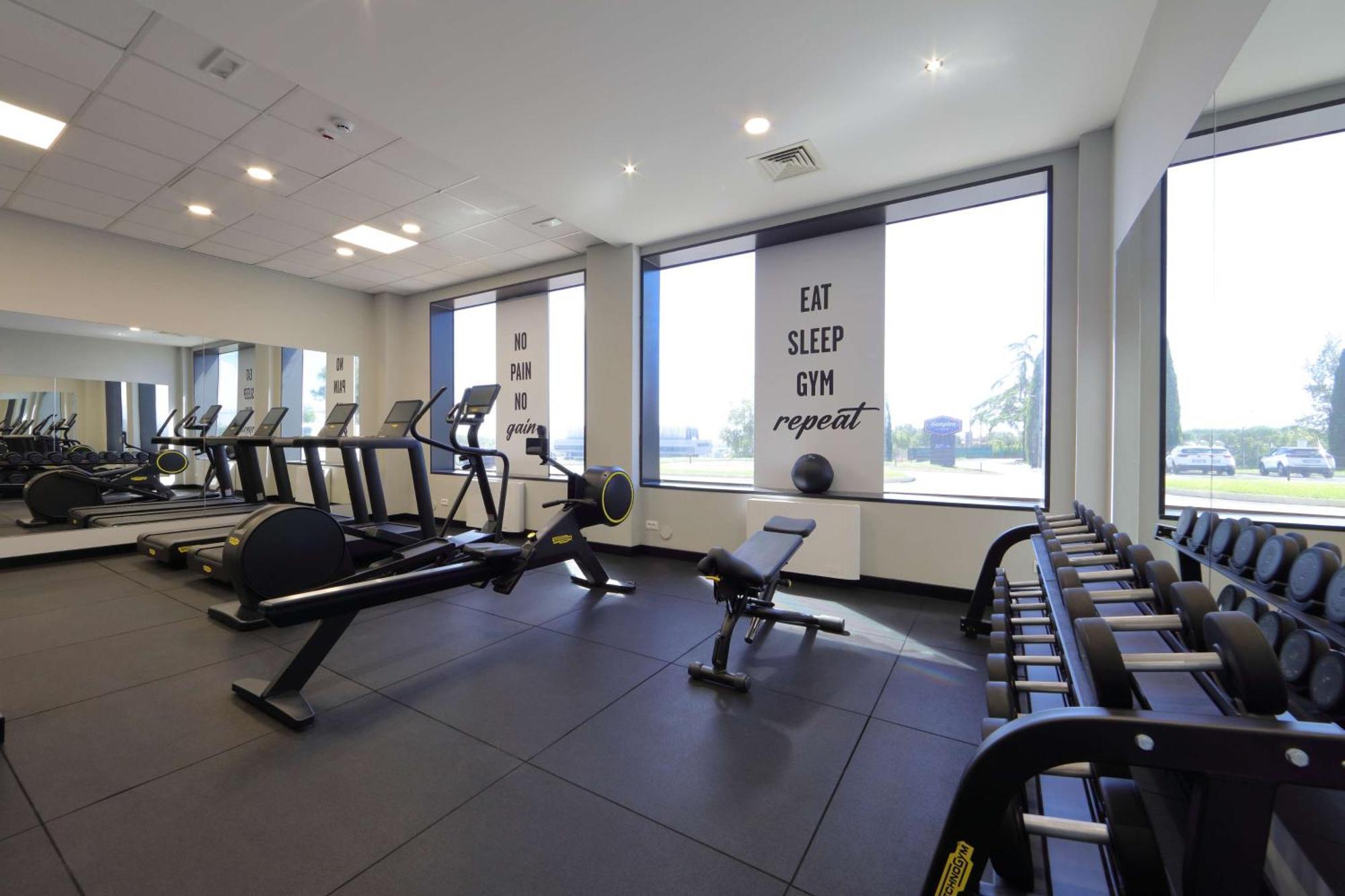 Hampton By Hilton Rome North 피아노로마노 외부 사진